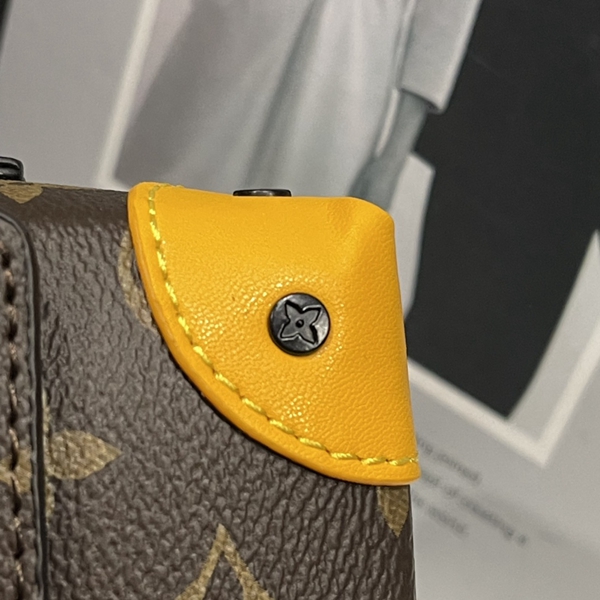 ルイヴィトンバッグ素材ディテール